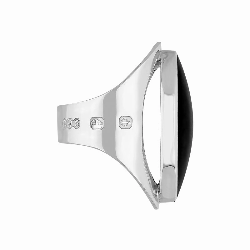 18ct White Gold Whitby Jet Queen's Jubilee Hallmark Large Oval Ring D