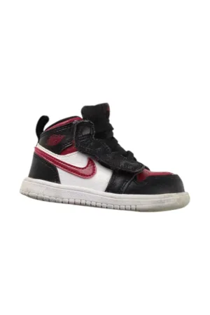 Air Jordan Sneakers EU22
