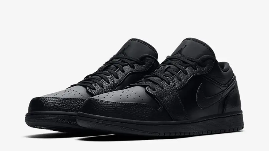 JORDAN 1 LOW TRIPLE BLACK