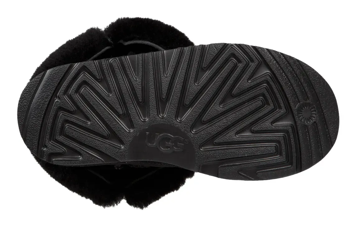 Kids UGG Bailey Button II  Cozy Sheepskin Boot with Versatile Style