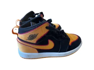 Nike Sneakers 7Y (EU32)